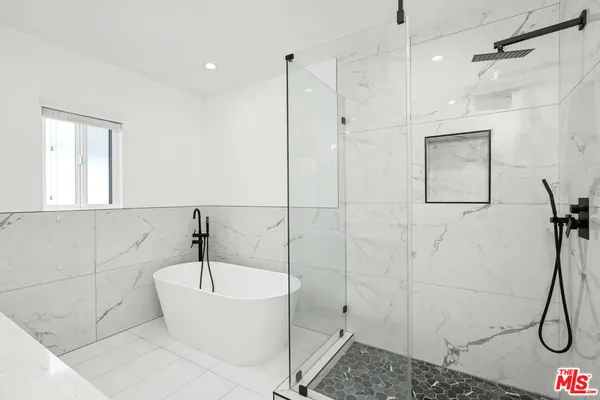 $8,900 | 7832 Croydon Avenue, Los Angeles, CA 90045