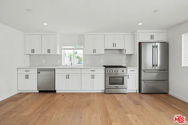 $8,900 | 7832 Croydon Avenue, Los Angeles, CA 90045