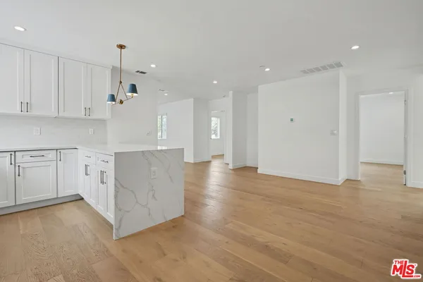 $8,900 | 7832 Croydon Avenue, Los Angeles, CA 90045