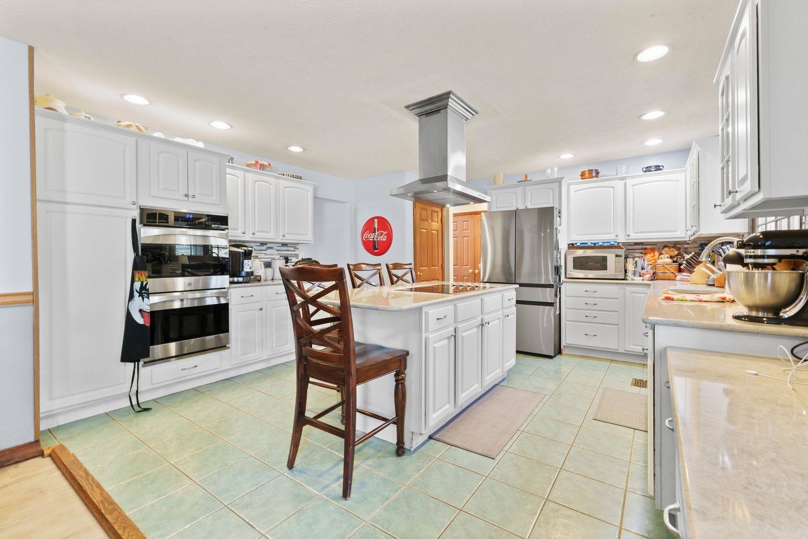 7310 Ridgeway Court Ashland, KY 41102 - Photo 5 of 49 Gallery Image 5