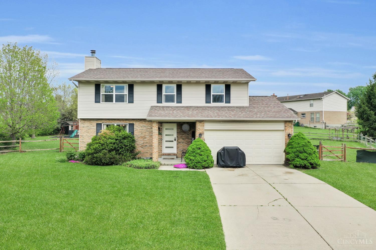 6382 Stapleton Court Hamilton, OH 45011 - Photo 1 of 54