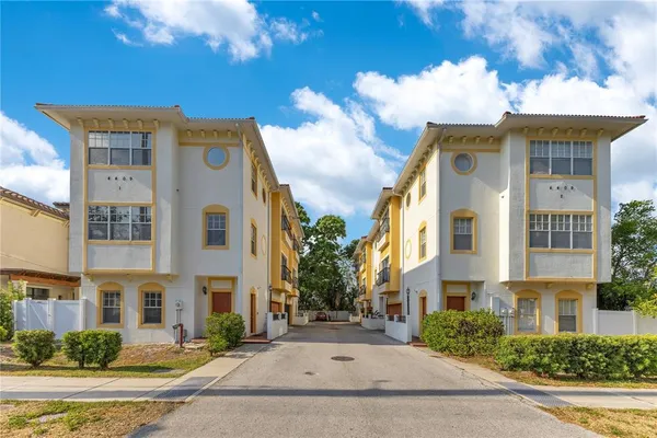 a view of multiple building