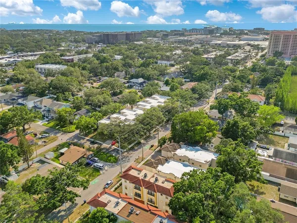 $549,900 | 4409 West Gray Street, Unit 5, Tampa, FL 33609