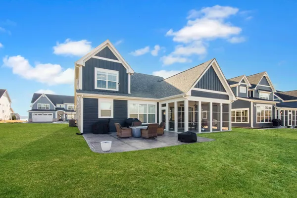 $1,095,000 | 2631 Mooring Court, Delavan, WI 53115