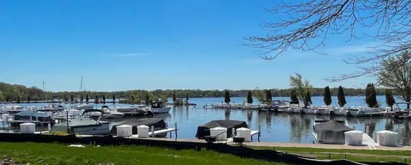 $1,095,000 | 2631 Mooring Court, Delavan, WI 53115