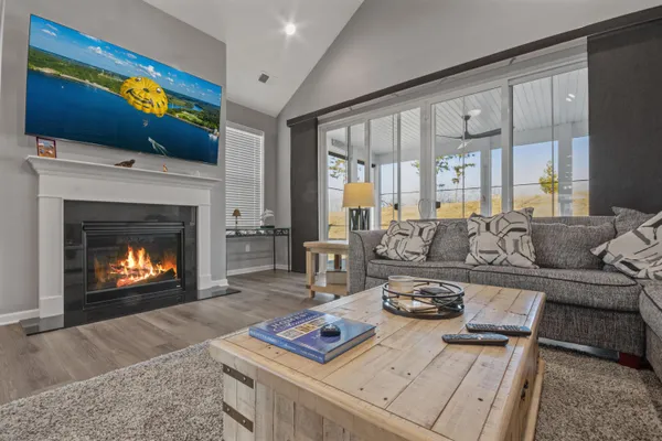 $1,095,000 | 2631 Mooring Court, Delavan, WI 53115