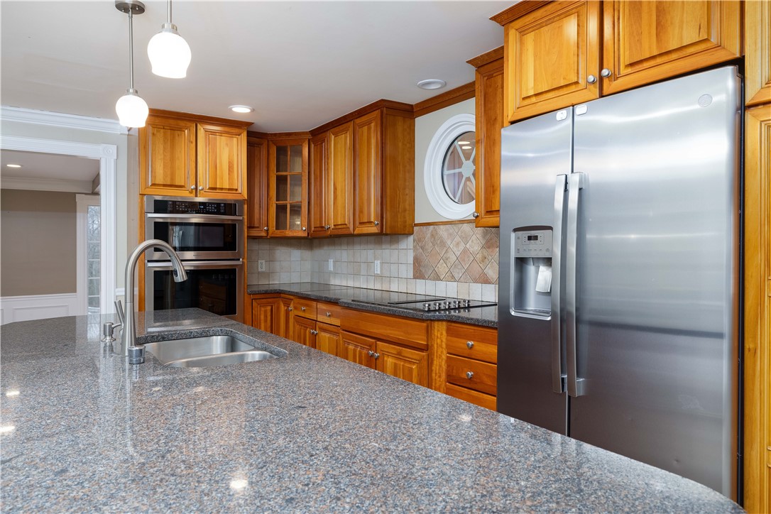 710 Pound Hill Road North Smithfield, RI 02896 - Photo 11 of 50