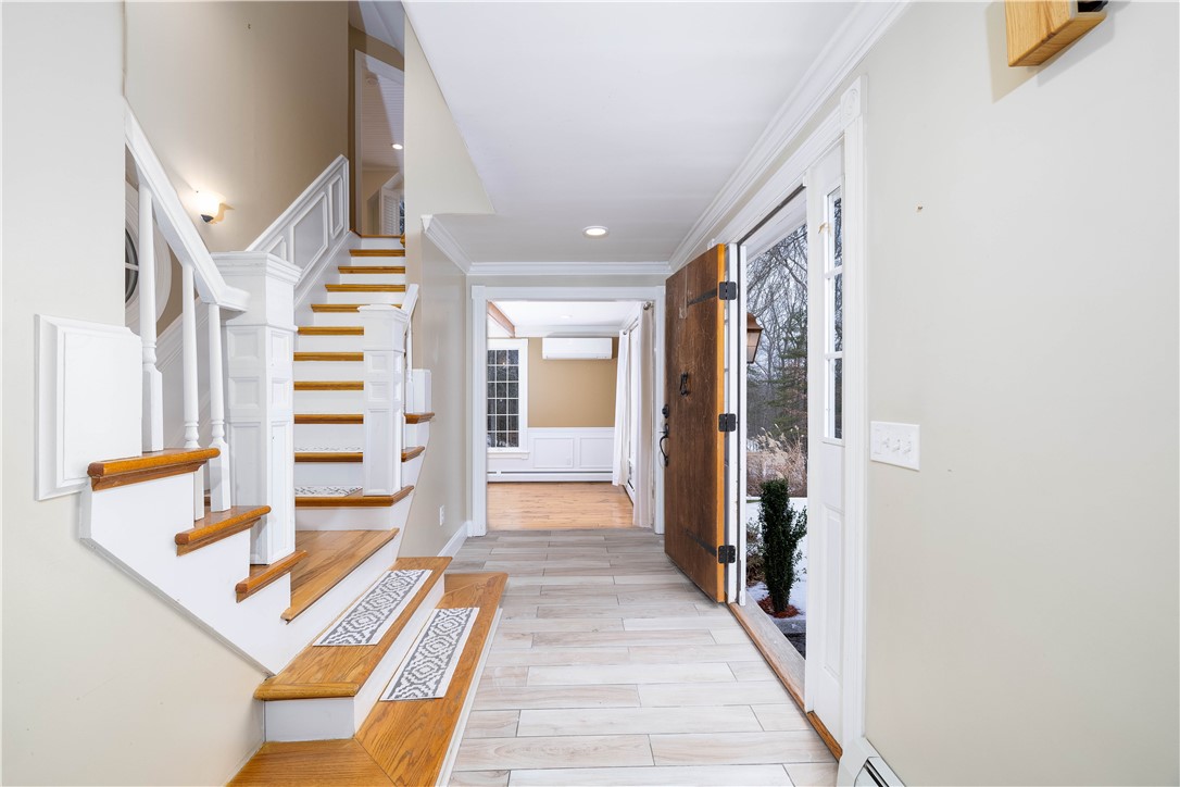 710 Pound Hill Road North Smithfield, RI 02896 - Photo 3 of 50