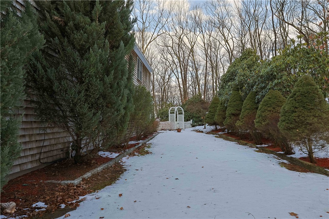 710 Pound Hill Road North Smithfield, RI 02896 - Photo 37 of 50