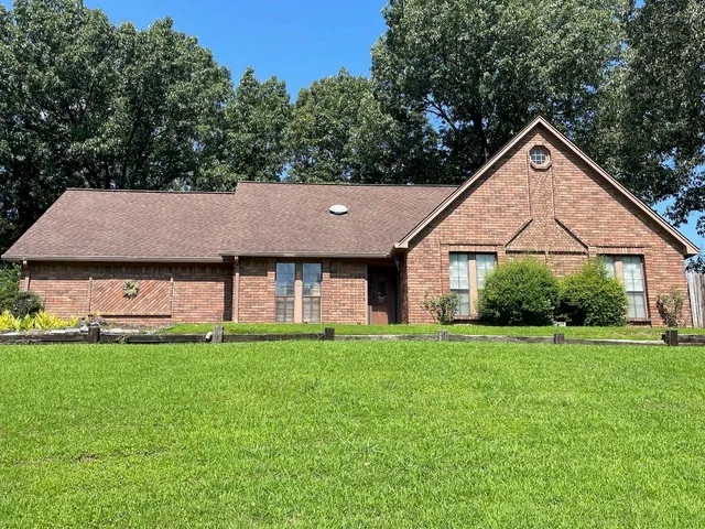 $265,000 | 2185 Littlemore Drive, Memphis, TN 38016