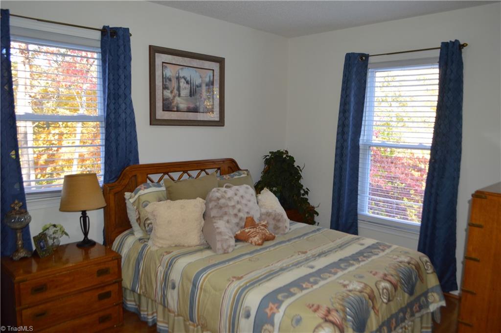 946 Quaker Road Mount Airy, NC 27030 - Photo 11 of 24 Gallery Image 11