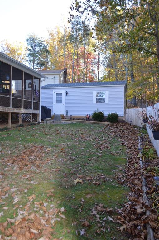 946 Quaker Road Mount Airy, NC 27030 - Photo 15 of 24 Gallery Image 15