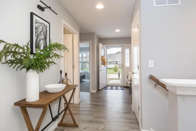 $299,900 | 231 Eugene Drive, Normal, IL 61761