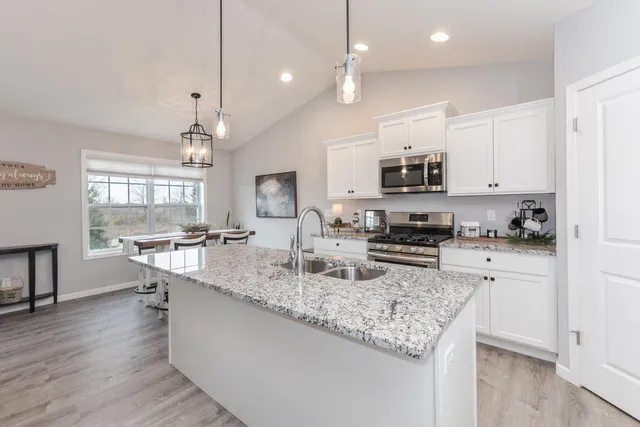 $299,900 | 231 Eugene Drive, Normal, IL 61761