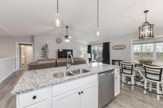 $299,900 | 231 Eugene Drive, Normal, IL 61761