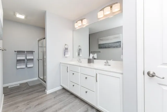 $299,900 | 231 Eugene Drive, Normal, IL 61761