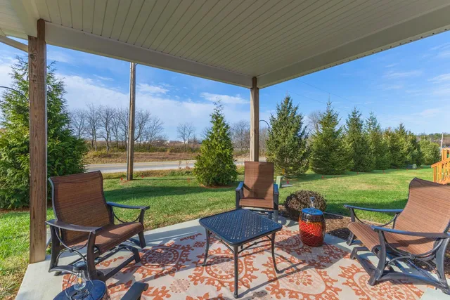 $299,900 | 231 Eugene Drive, Normal, IL 61761