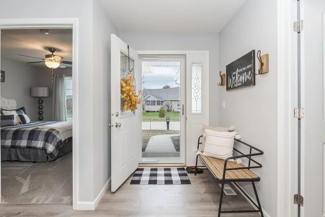 $299,900 | 231 Eugene Drive, Normal, IL 61761