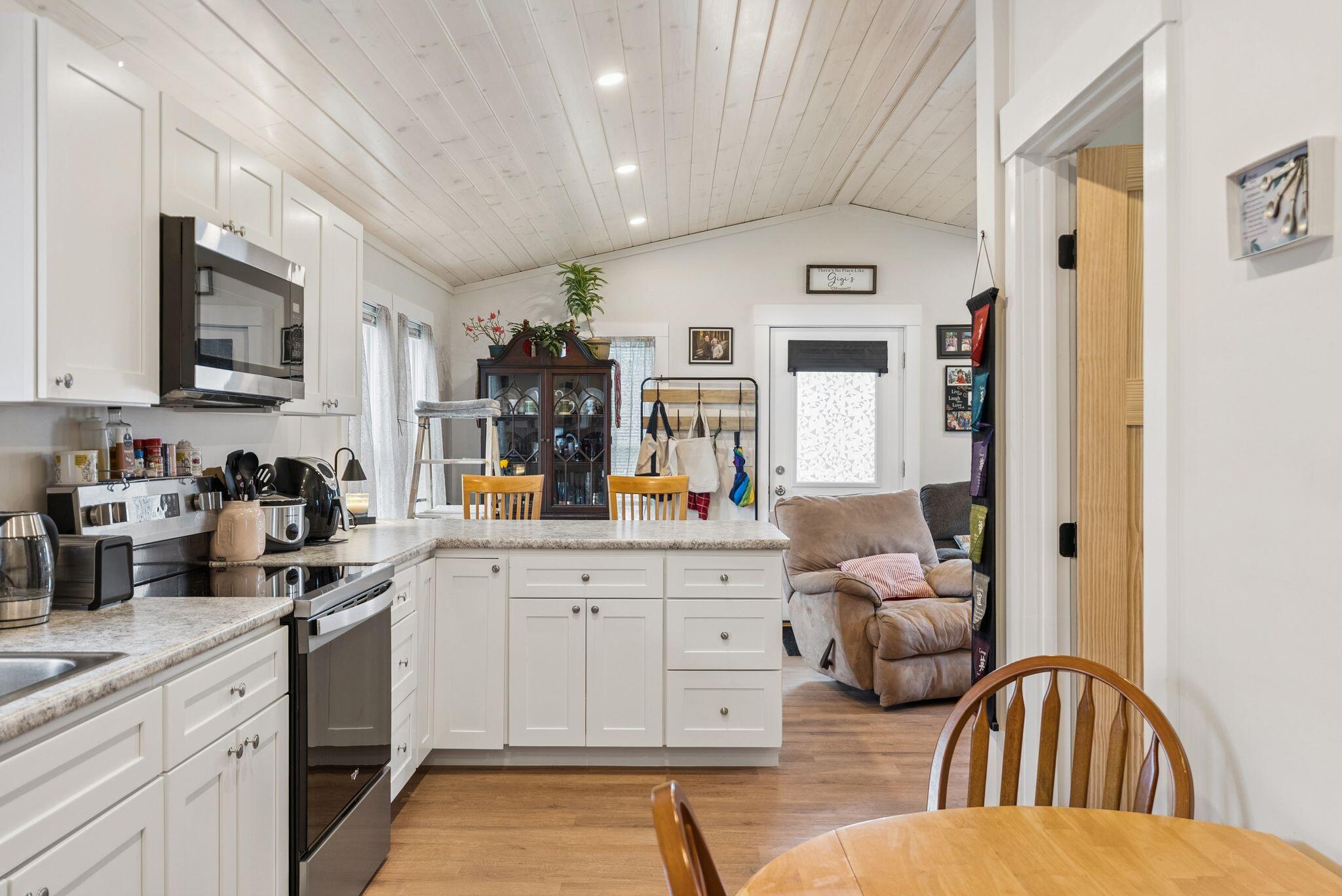 4 Broad Street Waterville, ME 04901 - Photo 13 of 38