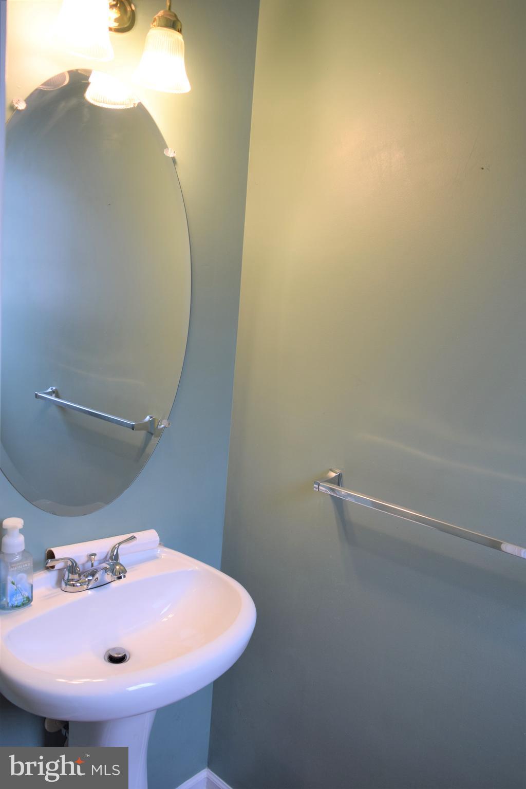 741 Heather Stone Loop, Unit 55 Glen Burnie, MD 21061 - Photo 8 of 26 Half Bath