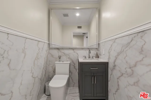 $12,975 | 1825 Pandora Avenue, Unit 101, Los Angeles, CA 90025