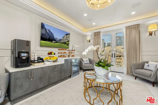 $12,975 | 1825 Pandora Avenue, Unit 101, Los Angeles, CA 90025