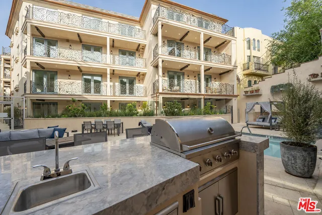 $12,975 | 1825 Pandora Avenue, Unit 101, Los Angeles, CA 90025