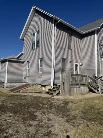 $147,000 | 212 East 10th Street, Sterling, IL 61081