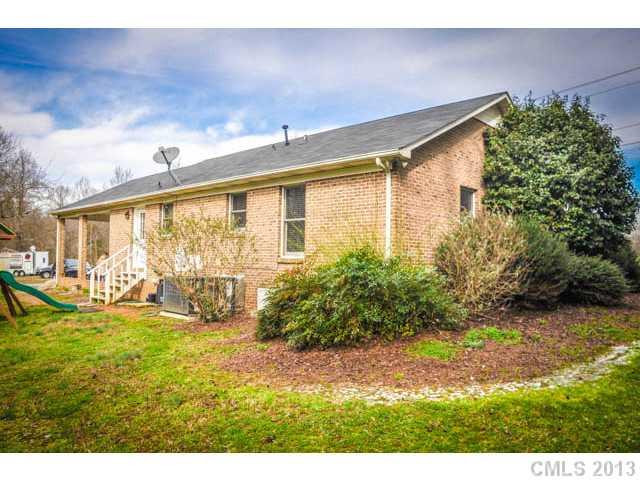 4915 Griffith Road Monroe, NC 28112 - Photo 6 of 16