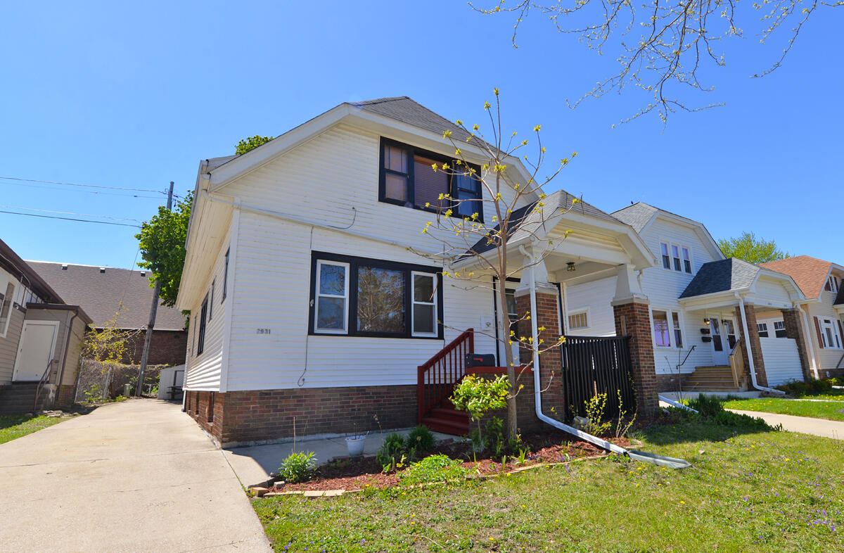 2931 Olive Street Racine, WI 53403 - Photo 1 of 1 101
