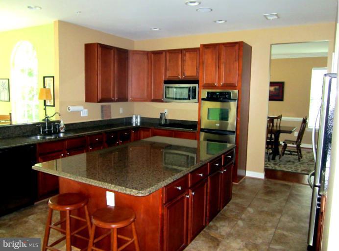 4925 Rees Lane Bowie, MD 20720 - Photo 11 of 28 Kitchen
