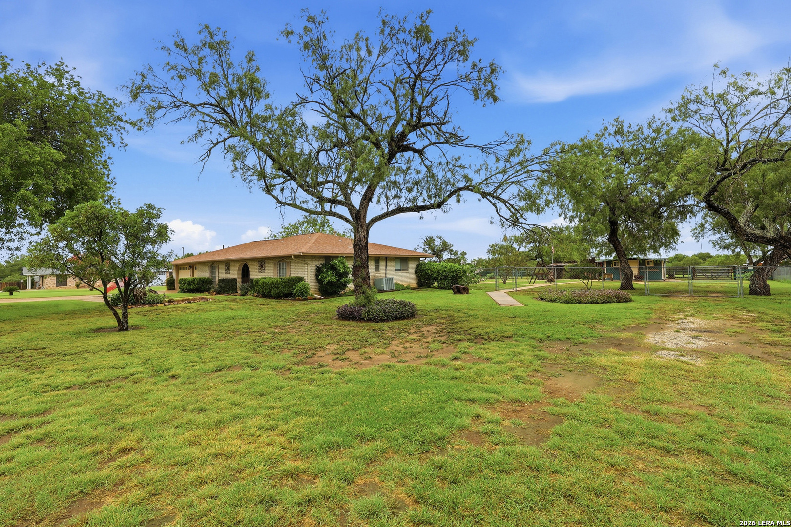 7970 Knowlton Road San Antonio, TX 78263 - Photo 36 of 45