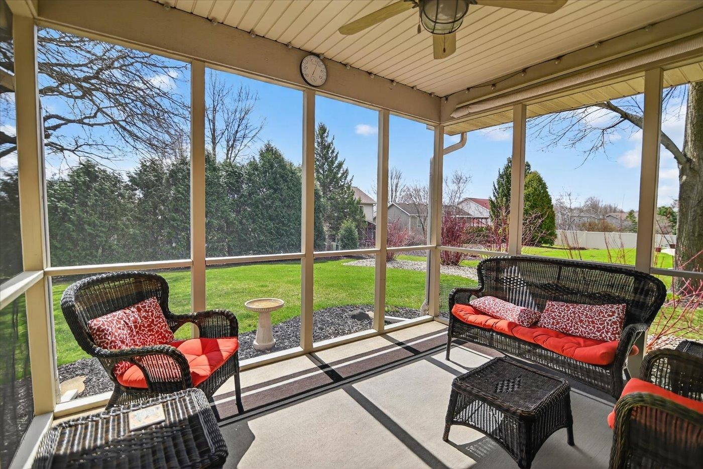 6825 Bluff Point Drive Madison, WI 53718 - Photo 15 of 35