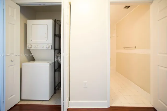 $380,000 | 50 Menores Avenue, Unit 732, Coral Gables, FL 33134