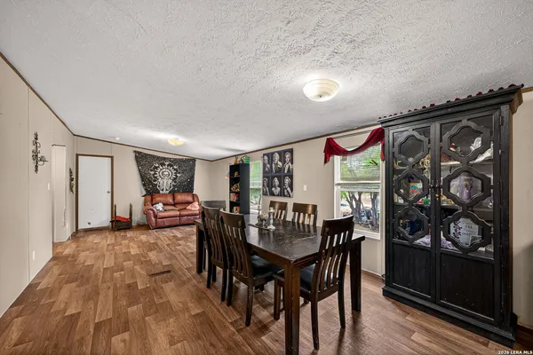 $160,000 | 106 County Road 2672, Devine, TX 78016