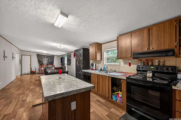 $160,000 | 106 County Road 2672, Devine, TX 78016