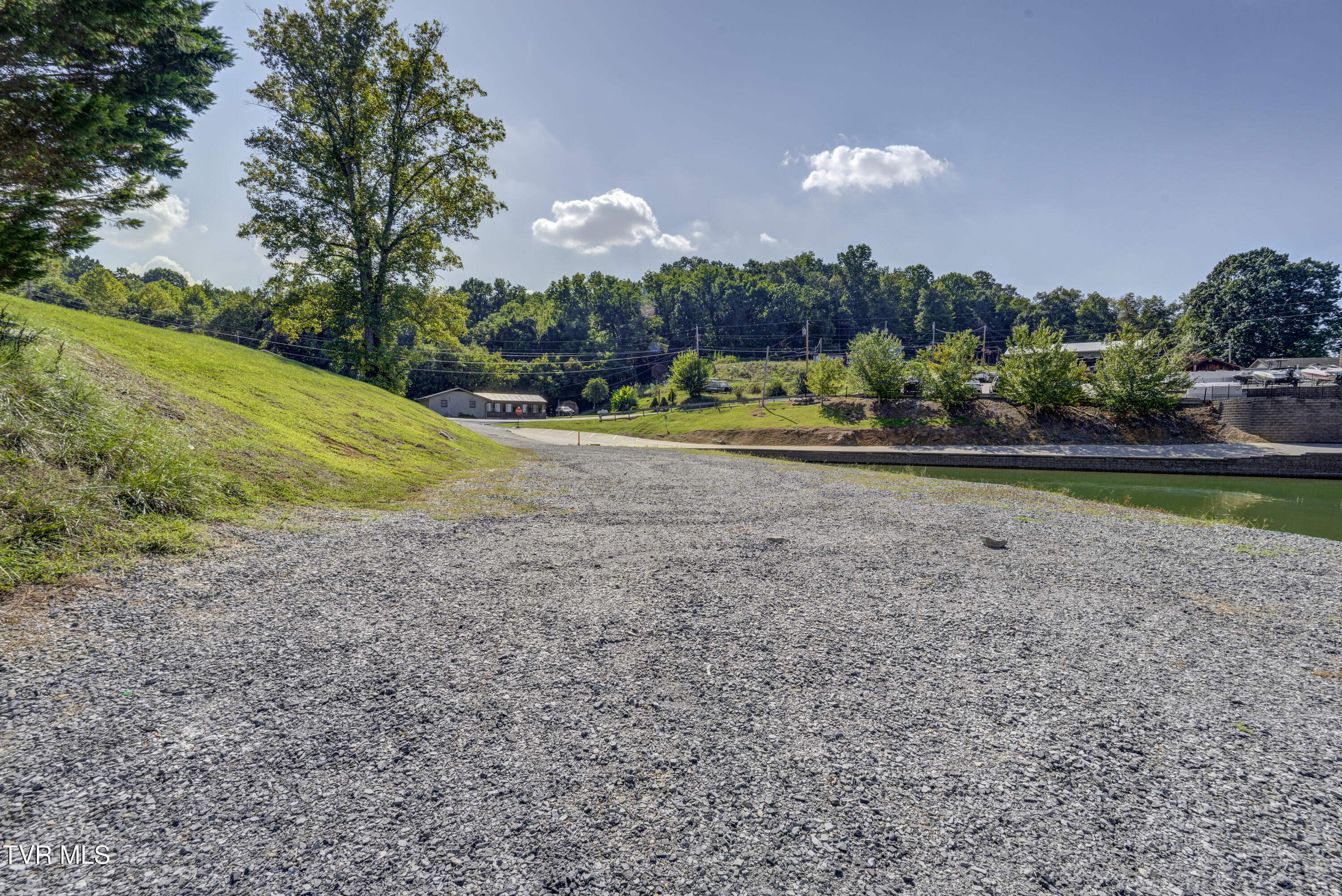 667 Rockingham Road Gray, TN 37615 - Photo 24 of 104 Rockimgham-85