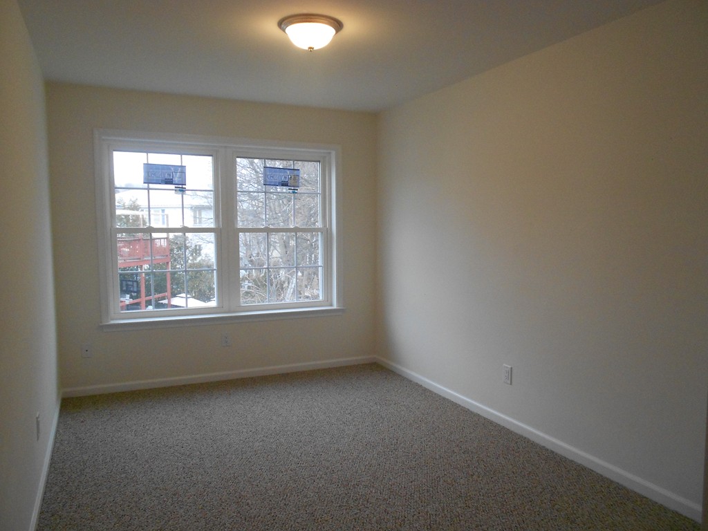 58 Eliot Road Revere, MA 02151 - Photo 23 of 25 Gallery Image 23