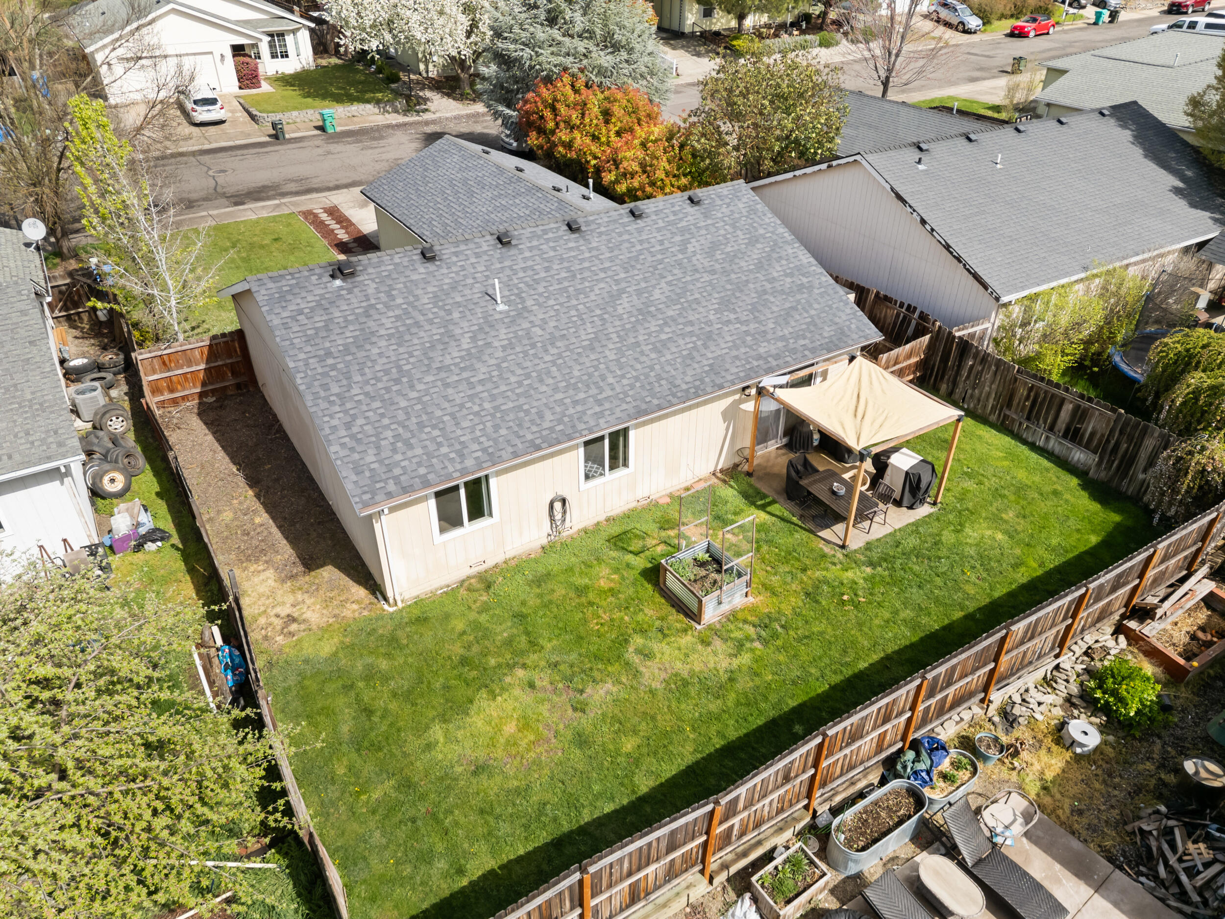 74 Eagle View Drive Eagle Point, OR 97524 - Photo 26 of 31 74 Eagle View Dr_ Eagle Point_ OR 97524-