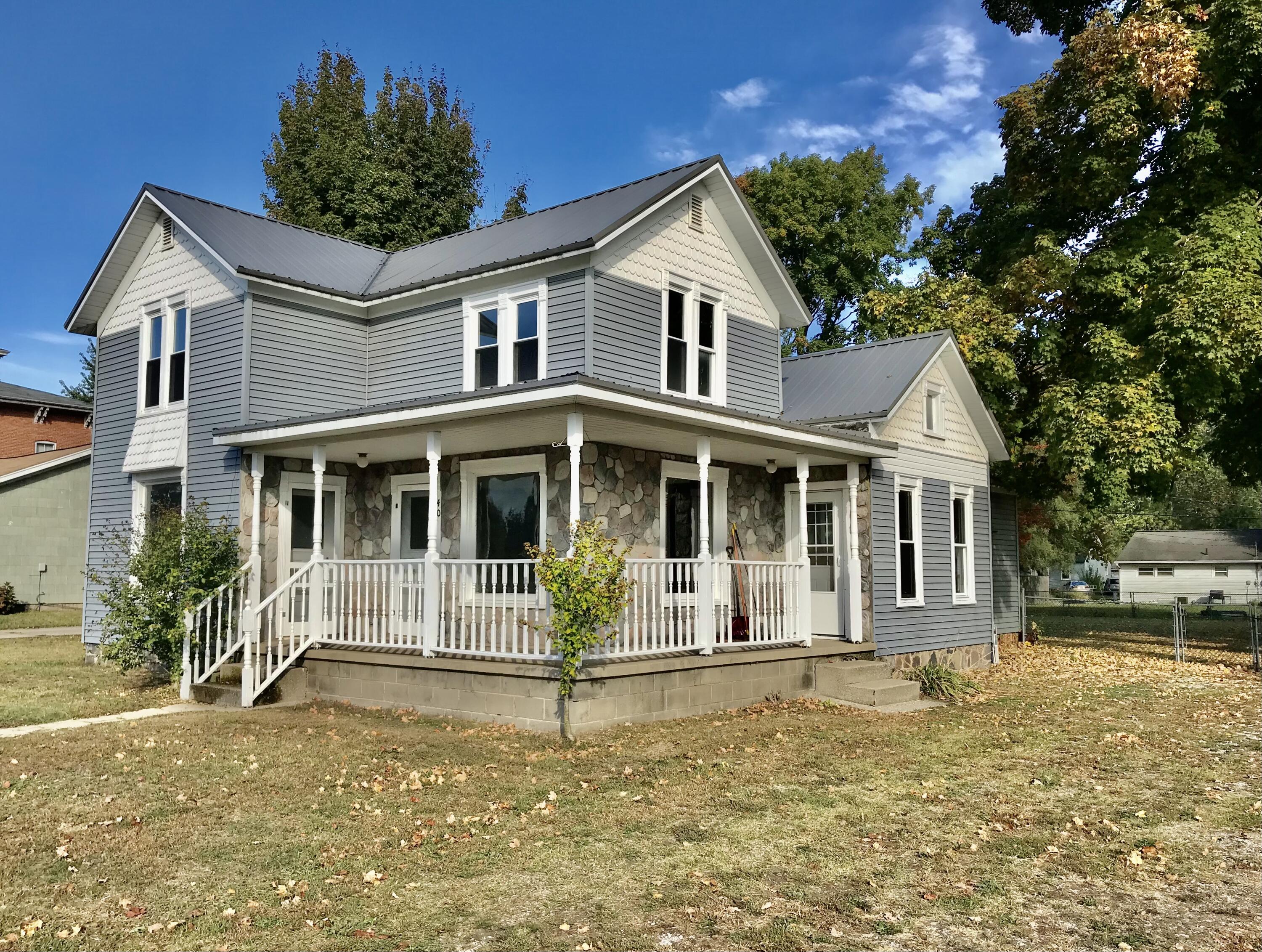 407 East Chicago Road White Pigeon, MI 49099 - Photo 1 of 35 1CD00660-1B90-4EB1-A437-D0CEE32776DA