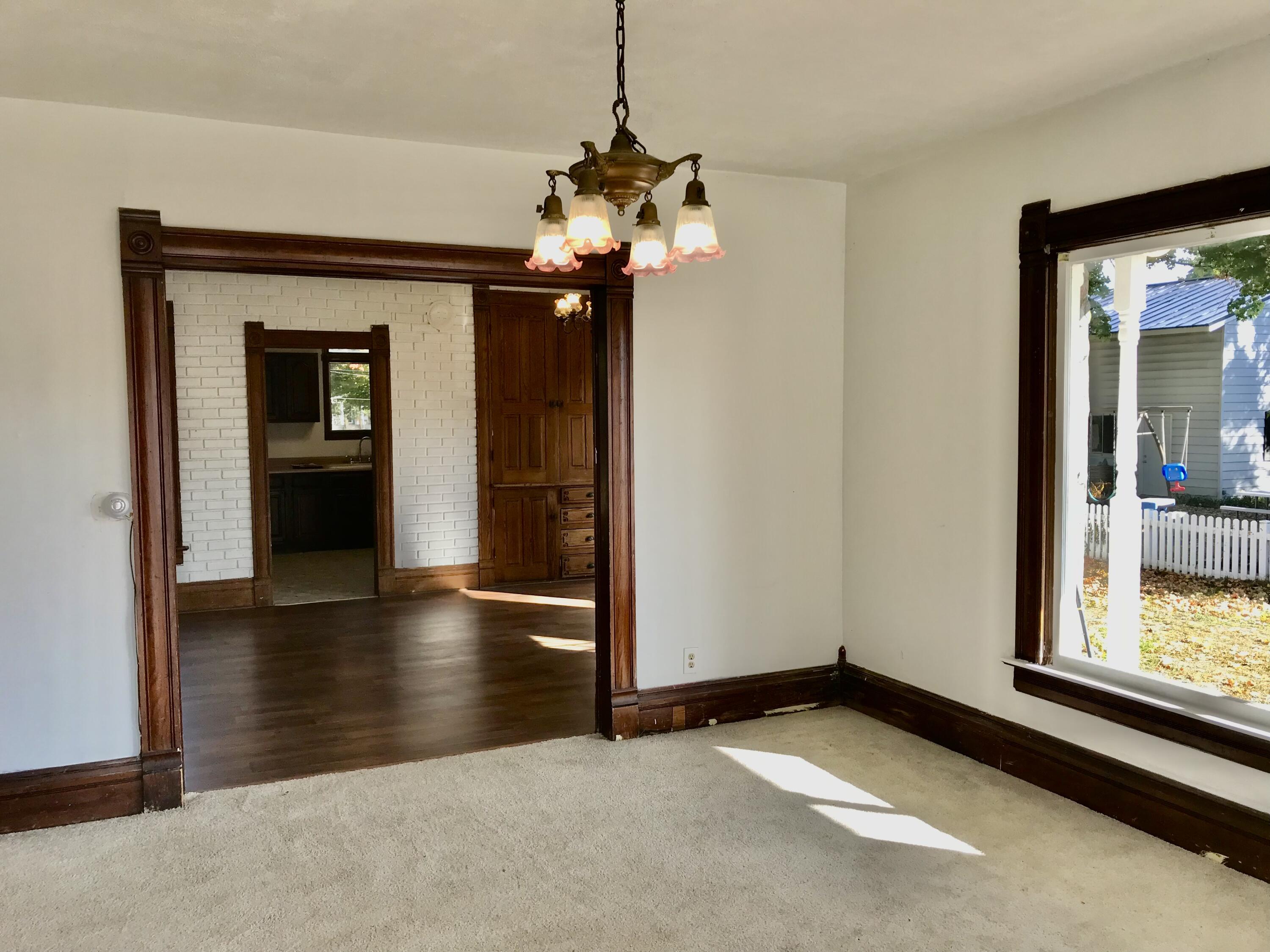 407 East Chicago Road White Pigeon, MI 49099 - Photo 11 of 35 08249B47-24E7-4EB4-A388-3CACD0BF1878