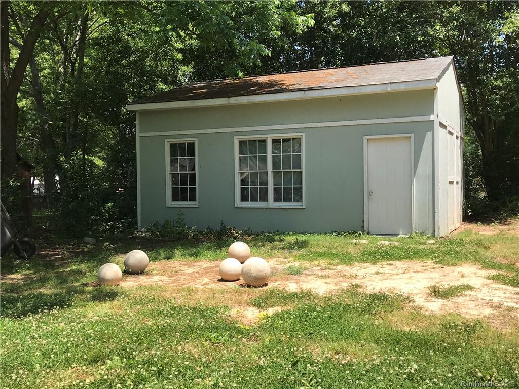 601 Spring Hill Road Matthews, NC 28104 - Photo 2 of 2 Gallery Image 2
