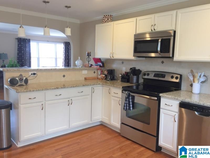 1805 Hamilton Road Pelham, AL 35124 - Photo 6 of 29