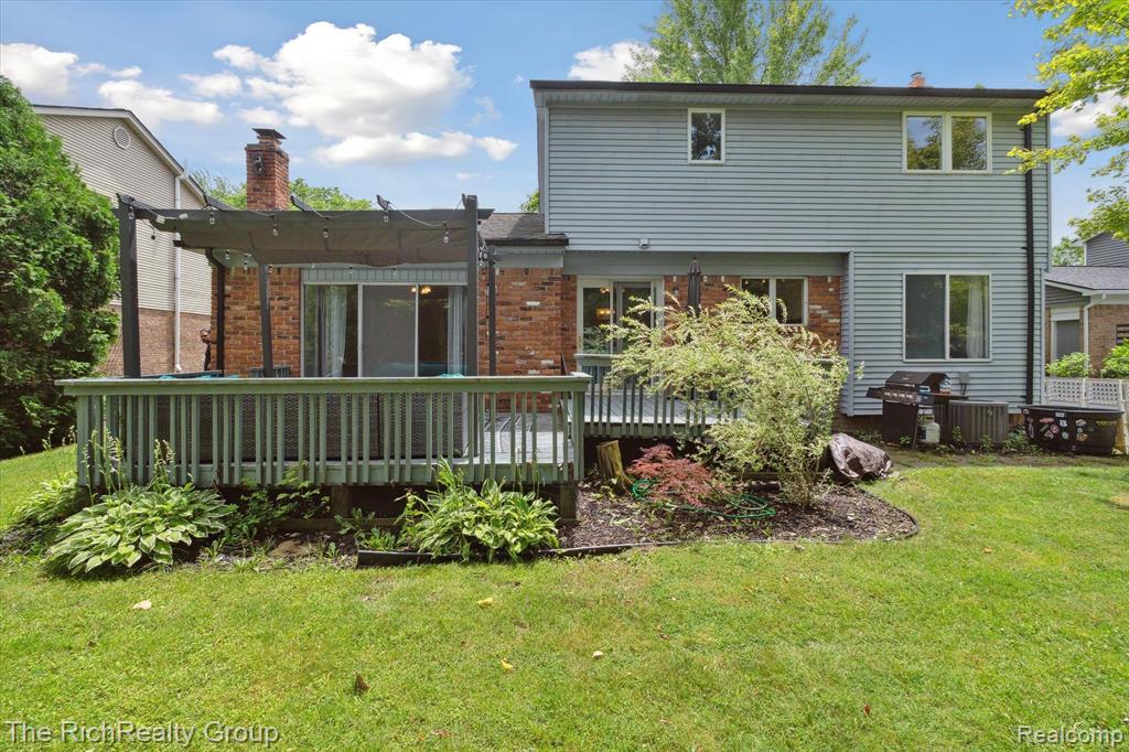 44180 Richmond Road Canton, MI 48187 - Photo 36 of 45