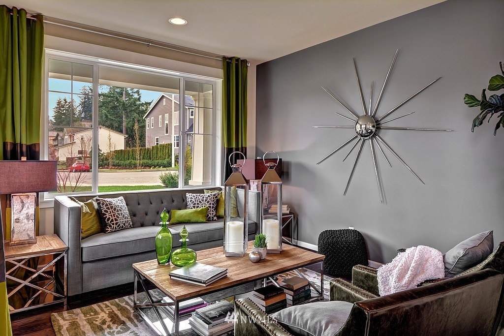 803 Lyons Avenue Northeast Renton, WA 98059 - Photo 2 of 18 Gallery Image 2
