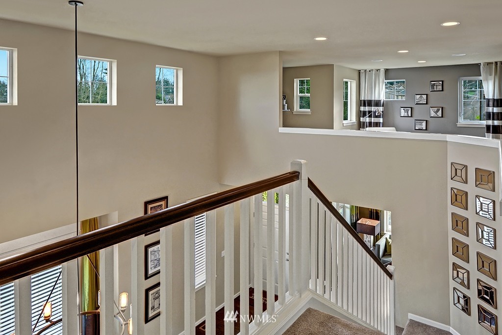 803 Lyons Avenue Northeast Renton, WA 98059 - Photo 12 of 18 Gallery Image 12