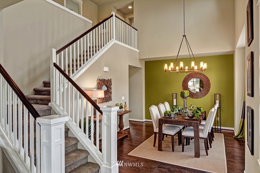 803 Lyons Avenue Northeast Renton, WA 98059 - Photo 3 of 18 Gallery Image 3