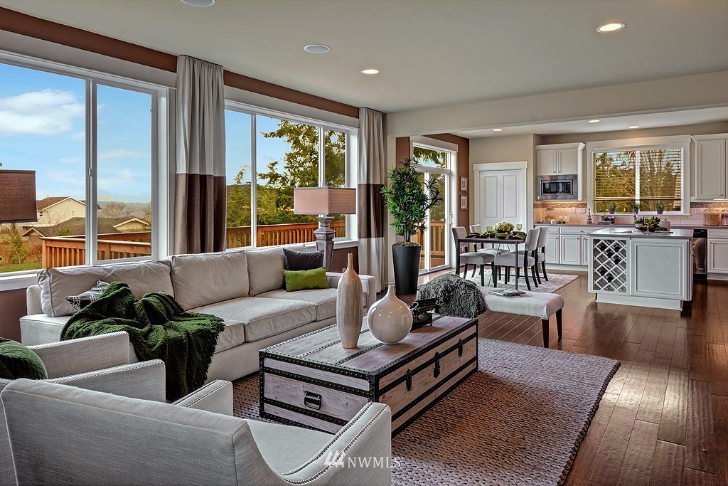 803 Lyons Avenue Northeast Renton, WA 98059 - Photo 10 of 18 Gallery Image 10