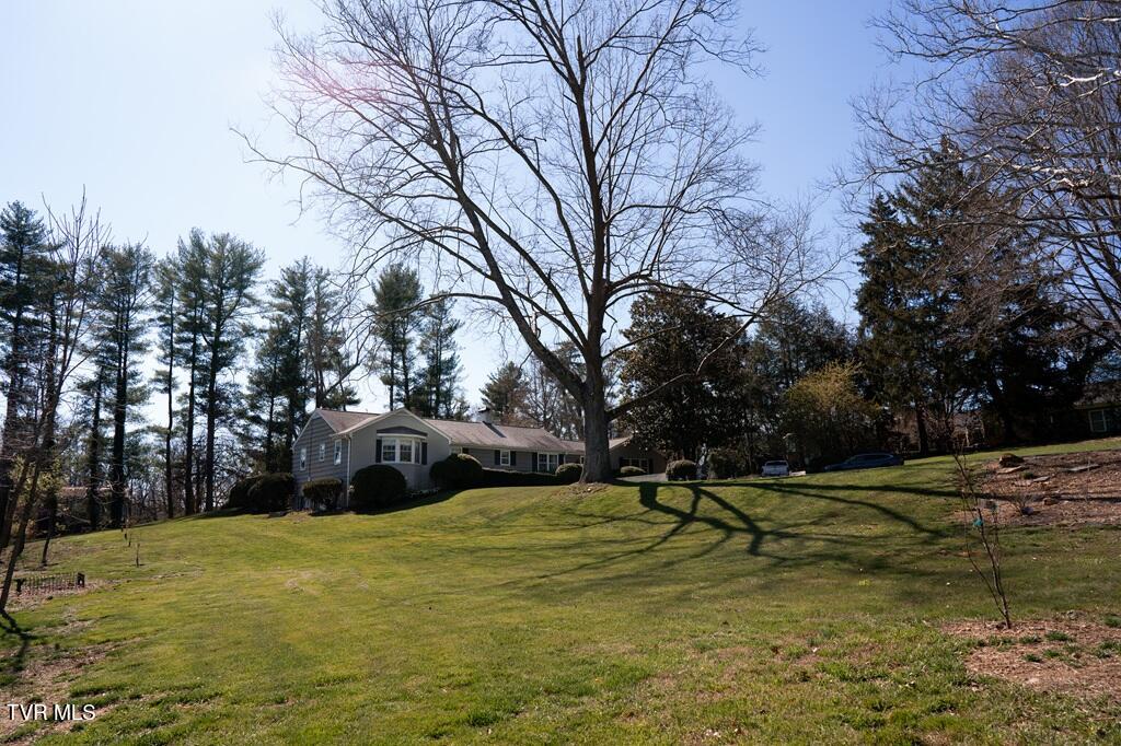 100 Earlway Road Bristol, TN 37620 - Photo 34 of 45 51 Earlway-51