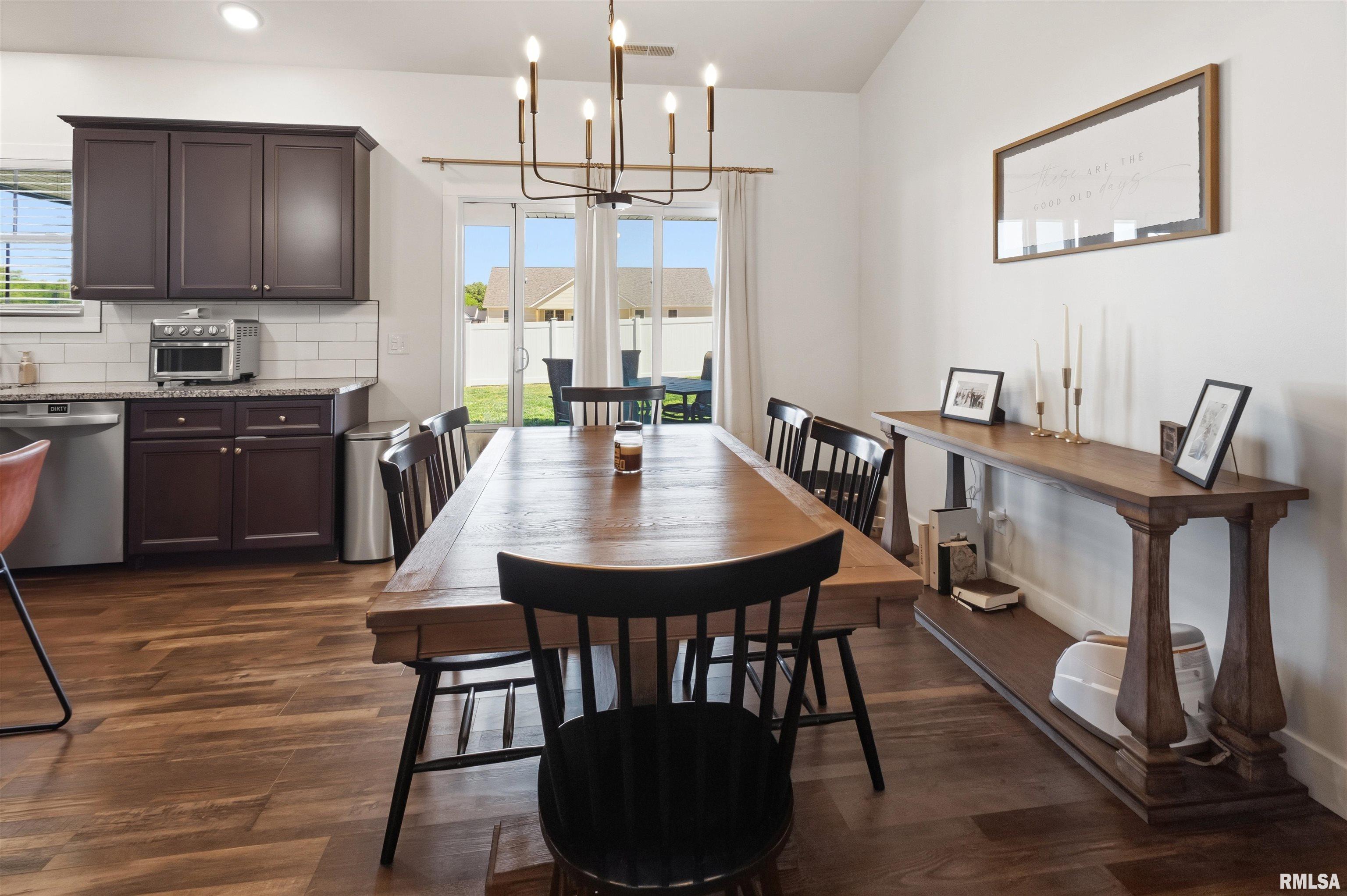 880 Sycamore Road Carbondale, IL 62901 - Photo 14 of 34 Gallery Image 14